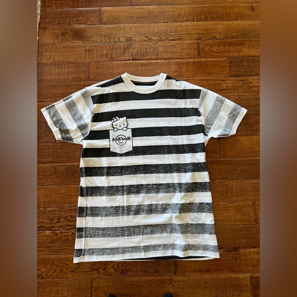 Hard Rock Tokyo Hello Kitty Tee with Apple and Skull Black White Stripes Size L - Picture 9 of 11